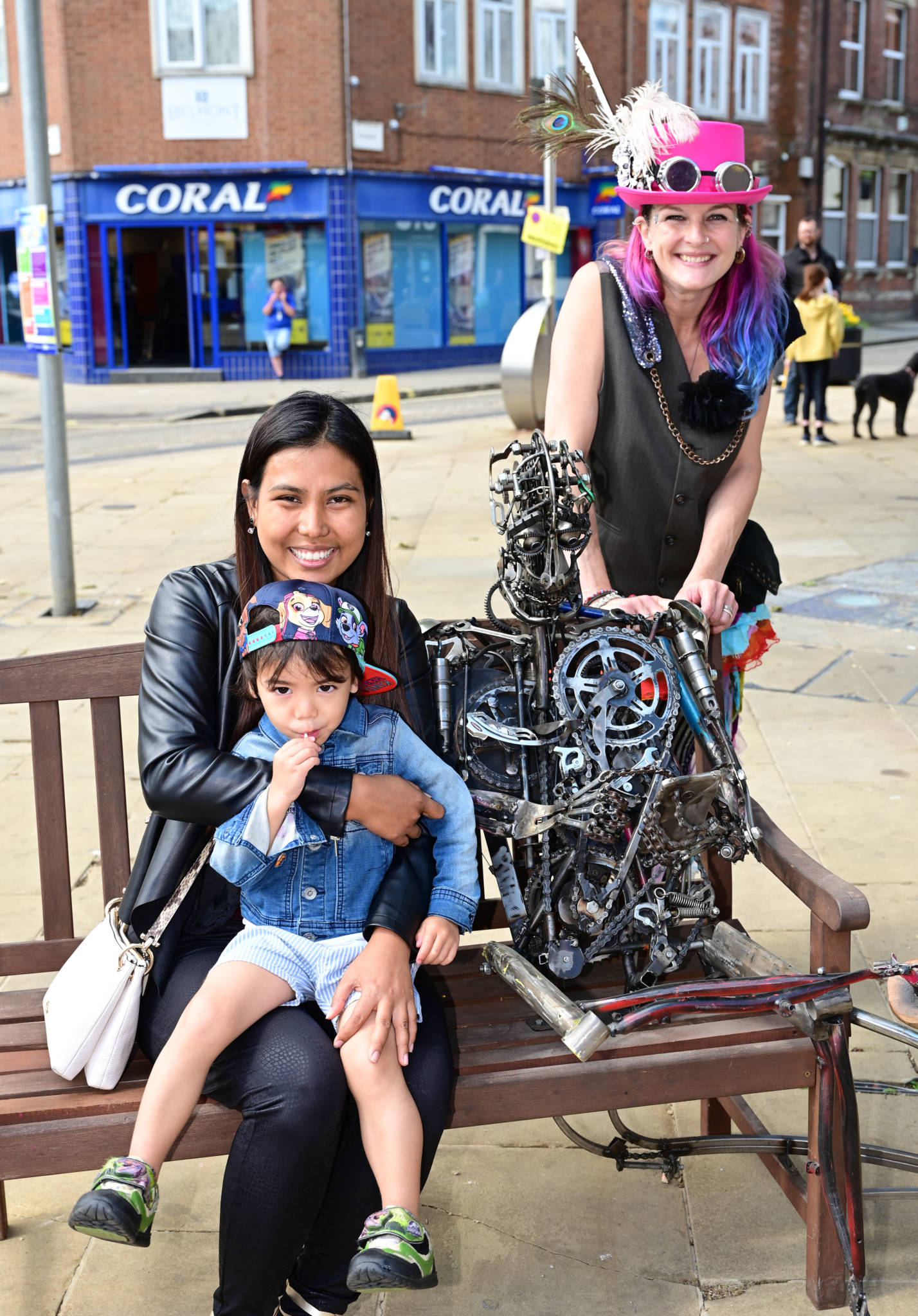 Metal 'Automata' with festival-goer